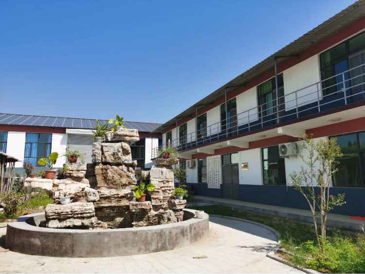 赞皇莲华农庄：现代农区变景区 老百姓吃上旅游饭