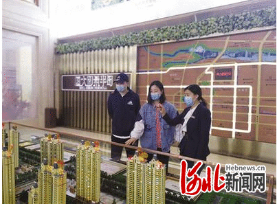 楼盘“豪晒”底价 石家庄楼市重启!房企复工按下“加速键”