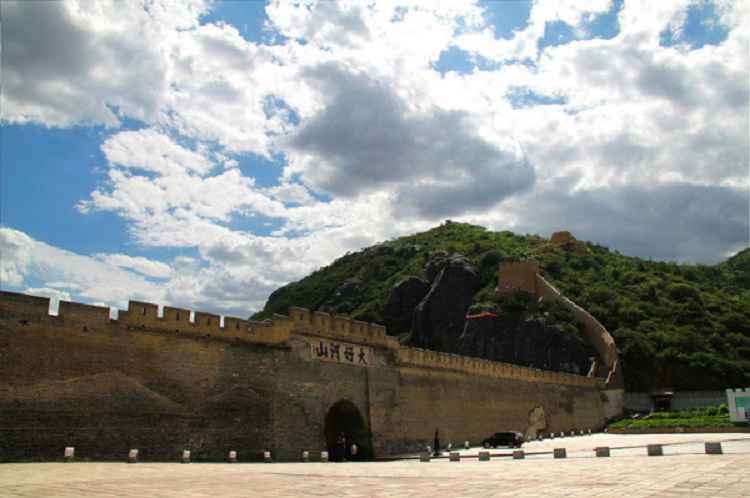 名牌导游带您游河北|金秋塞外看旅发！张家口大境门：一座城，一个门！