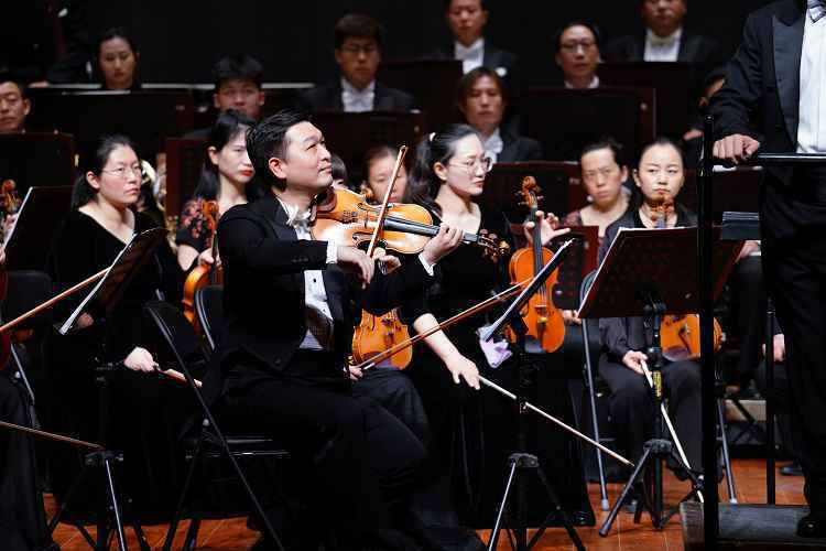 金色旋律响彻音乐厅——河北交响乐团2020音乐季激情启幕