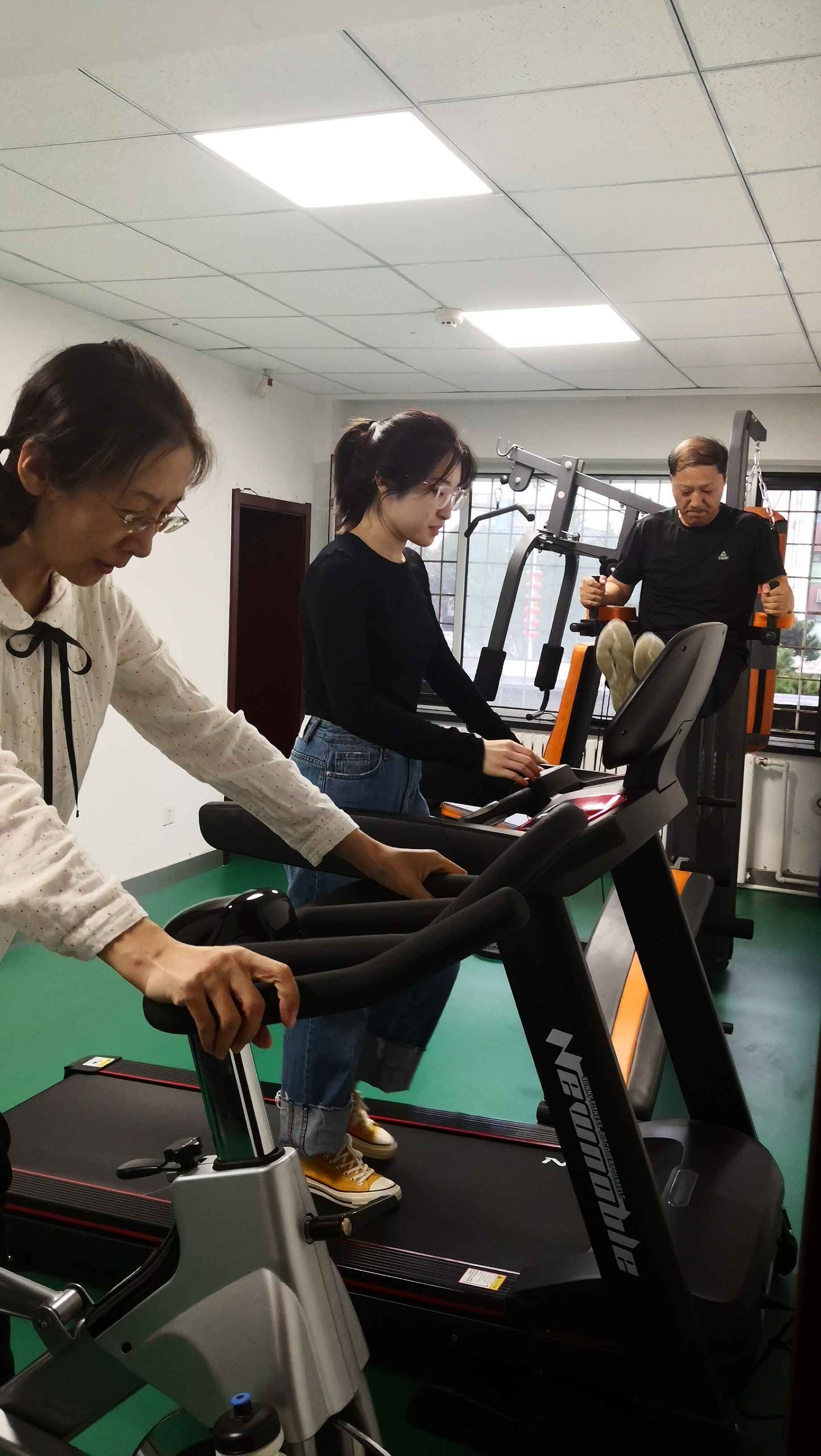 悦享锻炼 幸福工作 ——中行秦皇岛分行文化路支行精心打造职工健身房