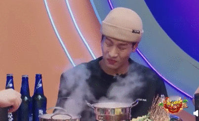 王嘉尔第一次吃糖蒜的表情是什么样的？画面详情曝光网友爆笑