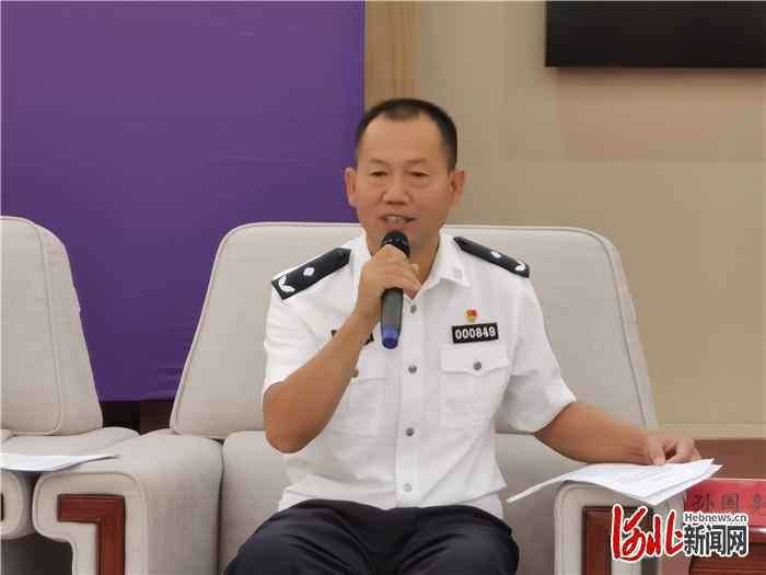 河北省脱贫攻坚一线群英代表记者见面会在李保国纪念馆召开