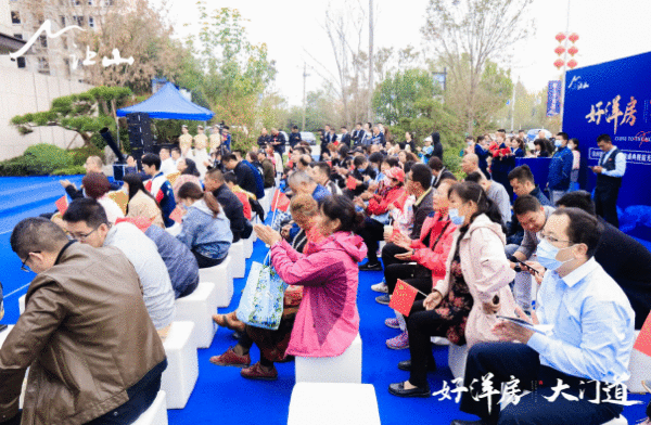 一城聚焦 不负久候 | 让山大门景观示范区惊艳绽放