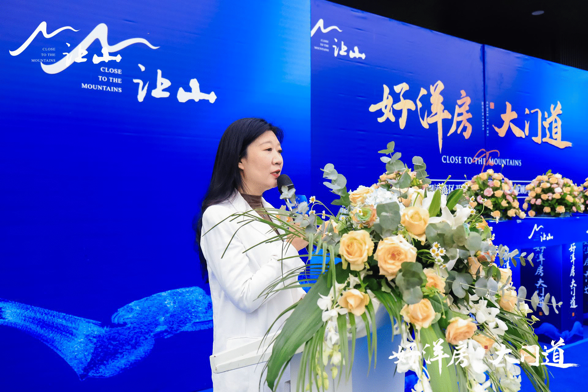 一城聚焦 不负久候 | 让山大门景观示范区惊艳绽放