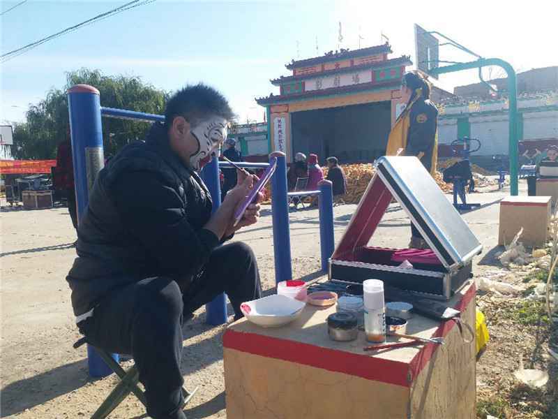 助力脱贫攻坚 河北省京剧艺术研究院“三助力”慰问演出进张家口