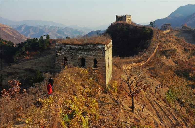 河北迁西:长城深秋美