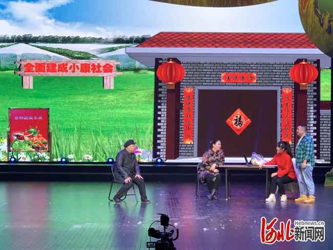 “走向我们的小康生活”——河北省优秀群众文艺作品展演在石家庄举办