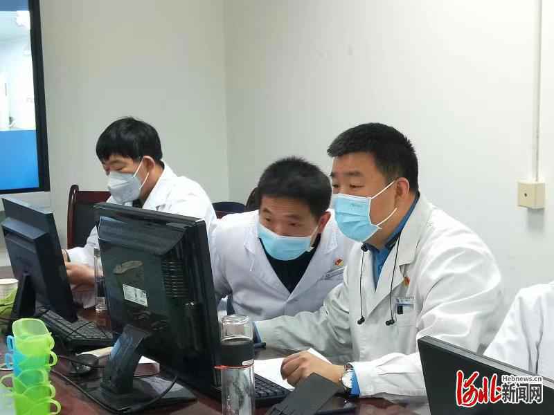 石家庄：一家三医，齐心战“疫”