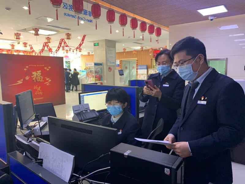 河北省首笔“关银一KEY通”代理口岸卡业务在建行唐山分行成功落地