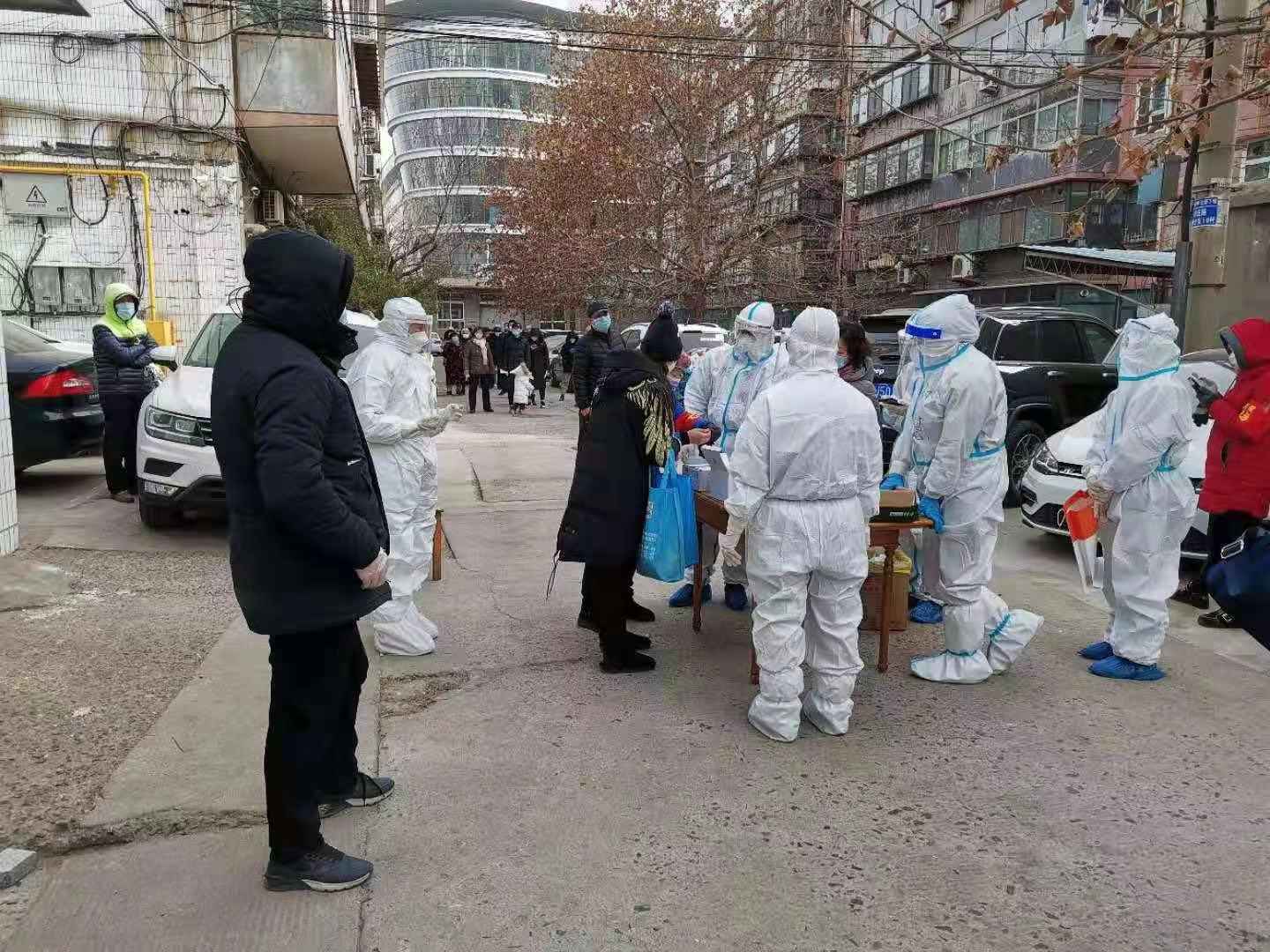 逆行 坚守 奉献-中国银行泰华支行党支部抗疫纪实