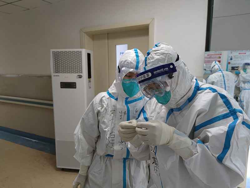 就地过年 暖在身边｜坚守“医”线不停歇