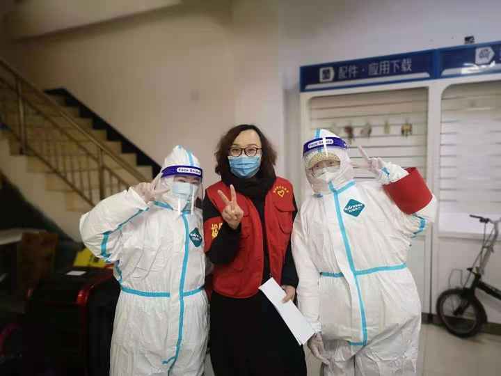 党旗下的坚守 疫情中的考验——民生银行石家庄分行员工积极投身抗疫志愿活动