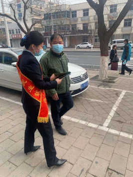 民生银行沧州新华路支行开展反洗钱宣传月活动